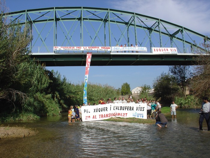 mani-baix-pont-de-gavarda.jpg
